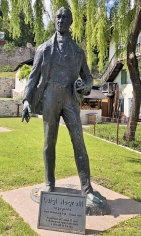 Statue in Primiero: multi-talented engineer Alois (it. Luigi) Negrelli. (Daniel Löhr)