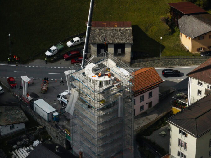 Der Weisse Turm wird auf dem denkmalgeschützten Sockel der ehemaligen Fuhrhalterei errichtet. (Foto: Benjamin Hofer)